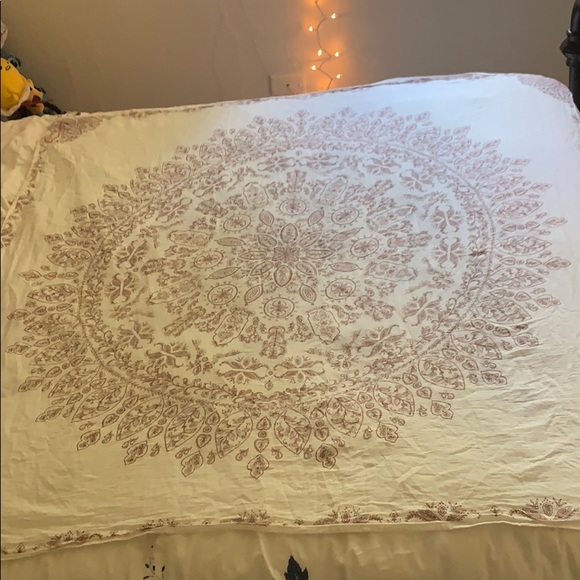 Rose Gold Flowery Urban Outfitters Tapestry - Picture 2 of 5